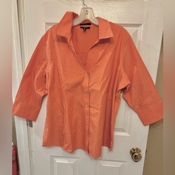 Women's cantaloupe color blouse by Foxcroft. “Non-ironed, shaped fit” - Picture 2 of 10